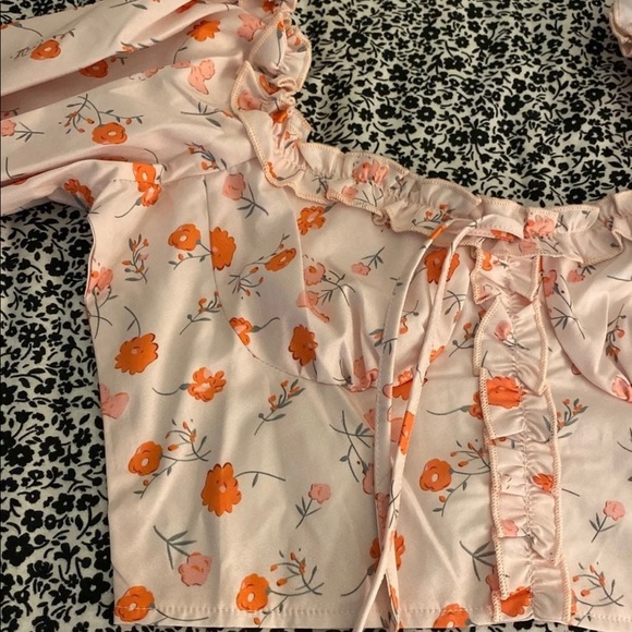 Floral crop top - Picture 3 of 3